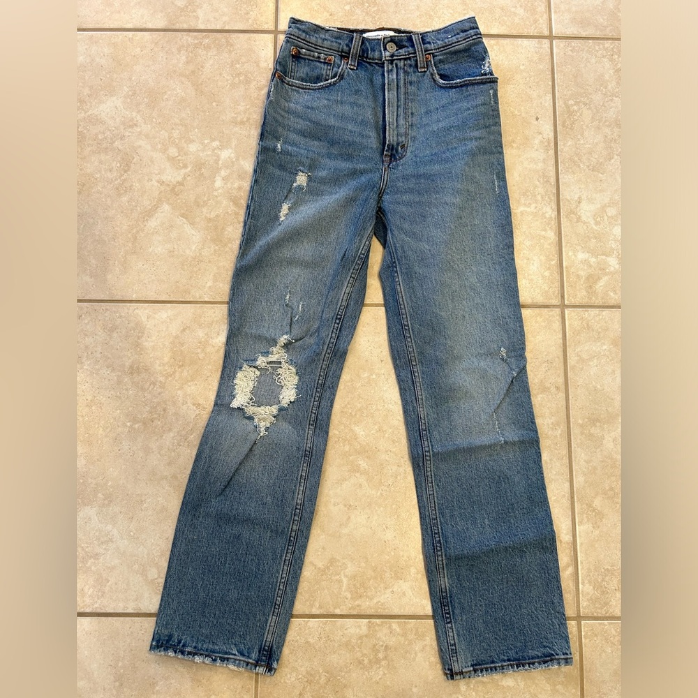 Ultra High Rise 90s Straight Jean